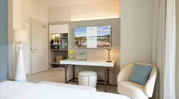 ALMAR TIMI AMA HOTEL
