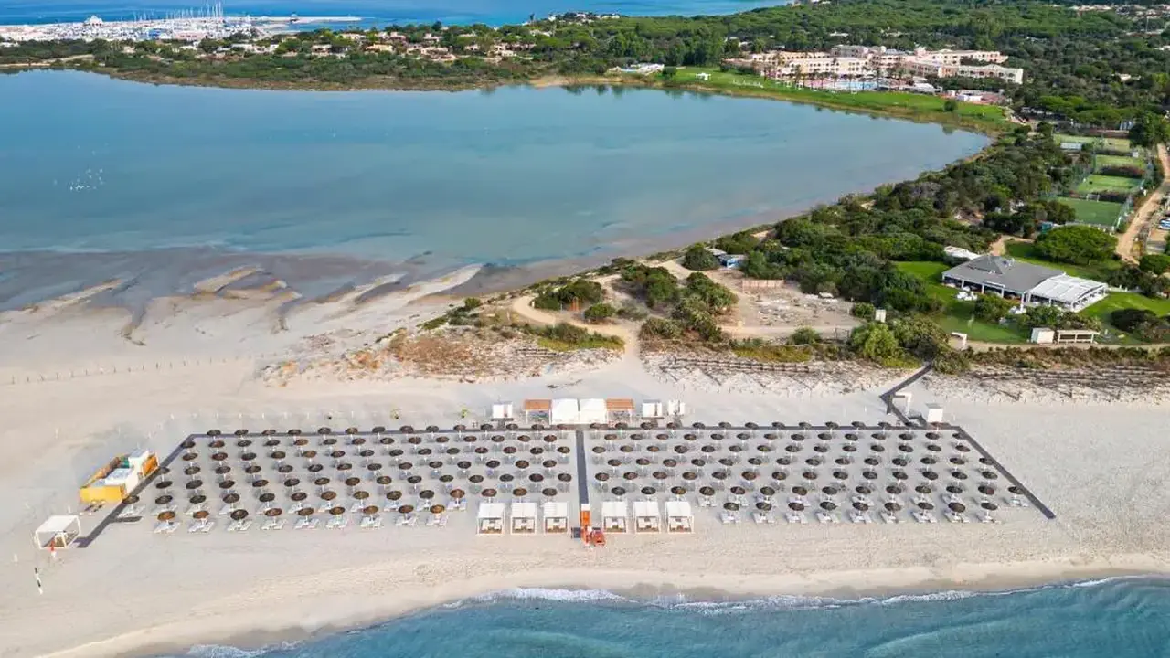 ALMAR TIMI AMA HOTEL