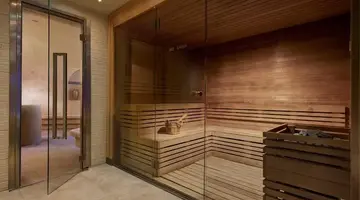 ALMAR TIMI AMA HOTEL