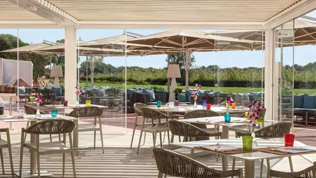 ALMAR TIMI AMA HOTEL