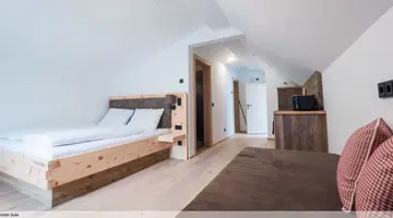 Almhittn Suites