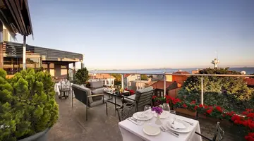 Almina Hotel