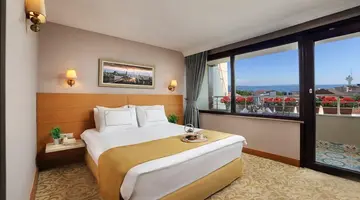 Almina Hotel