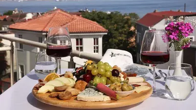 Almina Hotel