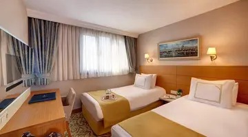 Almina Hotel