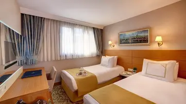 Almina Hotel