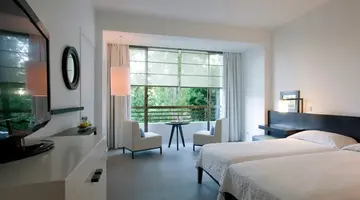 Almyra Hotel