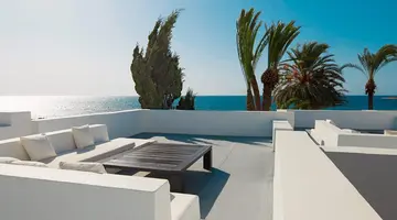 Almyra Hotel