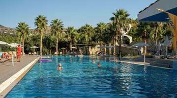 ALMYRIDA VILLAGE & WATERPARK (EX. ALMYRIDA BAY)