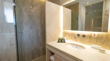 Almyros Beach Resort and Spa
