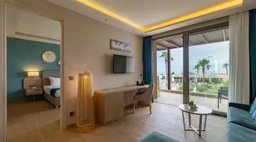 Almyros Beach Resort and Spa