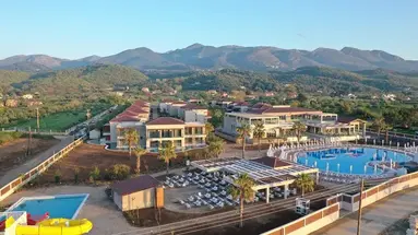 Almyros Beach Resort and Spa