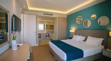 Almyros Beach Resort and Spa