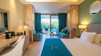 Almyros Beach Resort and Spa