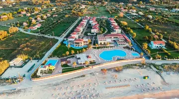 Almyros Beach Resort and Spa