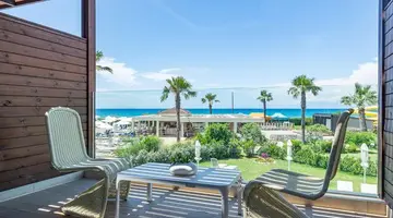 Almyros Beach Resort and Spa