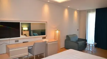 Almyros Beach Resort and Spa