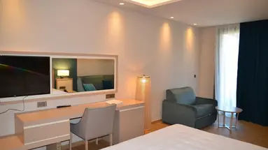 Almyros Beach Resort and Spa