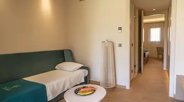 Almyros Beach Resort and Spa