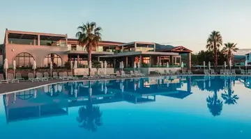 Almyros Beach Resort and Spa