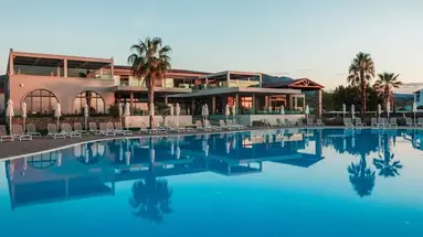 Almyros Beach Resort and Spa