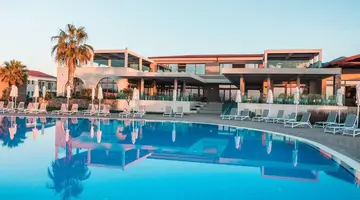 Almyros Beach Resort and Spa
