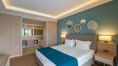Almyros Beach Resort and Spa