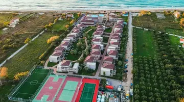 Almyros Beach Resort and Spa