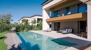 Almyros Beach Resort and Spa