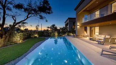 Almyros Beach Resort and Spa