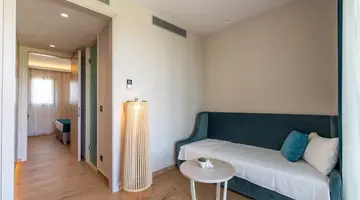 Almyros Beach Resort and Spa