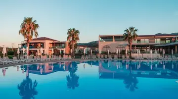 Almyros Beach Resort and Spa
