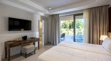 Almyros Beach Resort and Spa