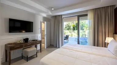 Almyros Beach Resort and Spa