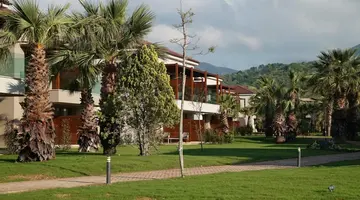 Almyros Beach Resort and Spa