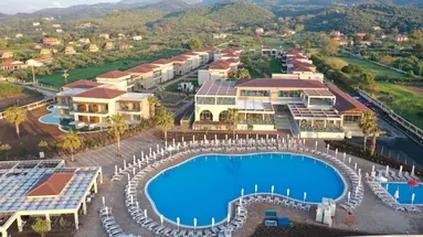 Almyros Beach Resort and Spa