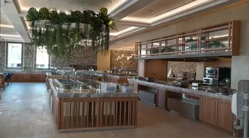 Almyros Beach Resort and Spa