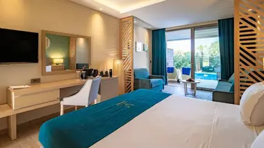Almyros Beach Resort and Spa
