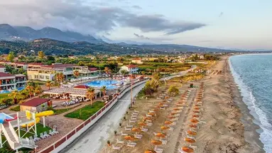 Almyros Beach Resort and Spa