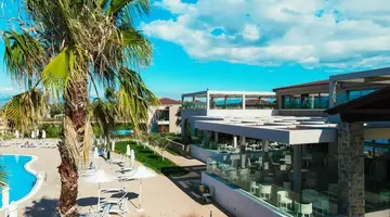 Almyros Beach Resort and Spa