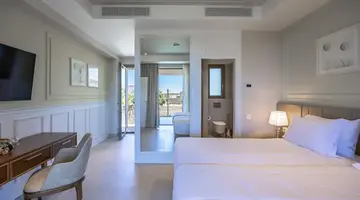 Almyros Beach Resort and Spa