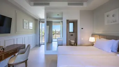 Almyros Beach Resort and Spa