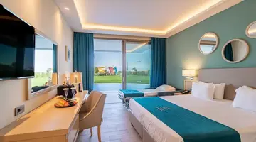 Almyros Beach Resort and Spa