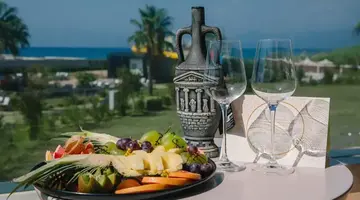 Almyros Beach Resort and Spa