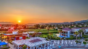 Almyros Beach Resort and Spa