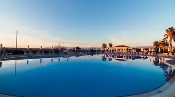 Almyros Beach Resort and Spa