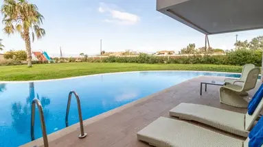 Almyros Beach Resort and Spa