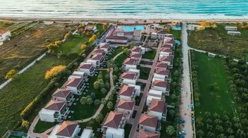 Almyros Beach Resort and Spa