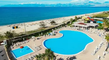 Almyros Beach Resort and Spa