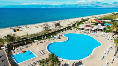 Almyros Beach Resort and Spa